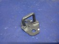Петля замка багажника  Subaru Forester SF5 EJ205 2001