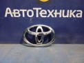 Эмблема задняя Toyota Vitz KSP130 1KR-FE 2012