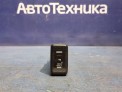 Кнопка включения обогрева сидений передняя левая Subaru Legacy Lancaster BH9 EJ254 2000