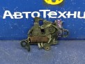 Замок капота  Toyota Vitz KSP130 1KR-FE 2012