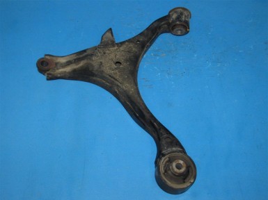 Рычаг поперечный передний нижний правый Honda  Civic EU3 D17A 2004 