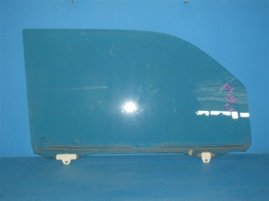 Стекло двери переднее правое Honda Step Wagon  RF5 K20A 2003 