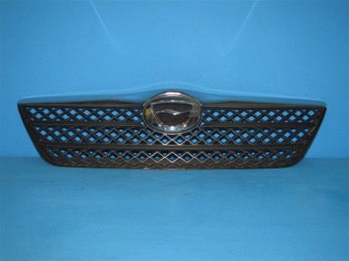 Решетка радиатора Toyota Corolla Runx NZE121  1NZ 2003 