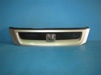 Решетка радиатора Honda CR-V RD1 B20B 1999
