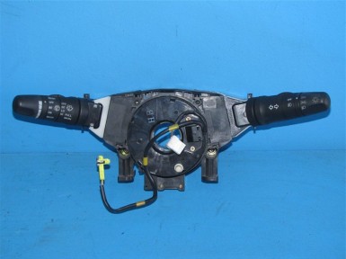 Подрулевой переключатель Nissan Wingroad Y11 QR20 2003