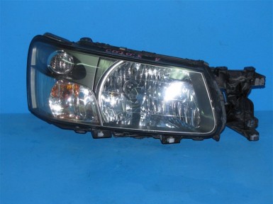 Фара правая Subaru Forester SG5 EJ20 2003 