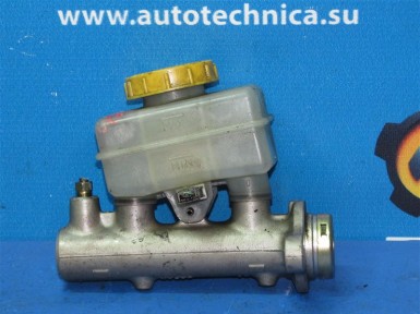Главный тормозной цилиндр Subaru Forester SG5 EJ20 2003