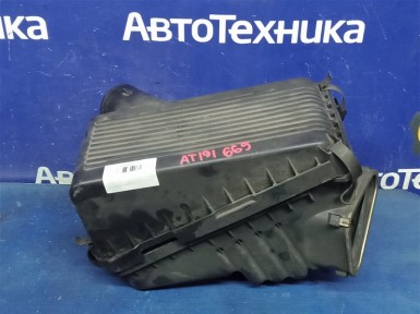 Корпус воздушного фильтра Toyota Carina AT191 7AFE 1995