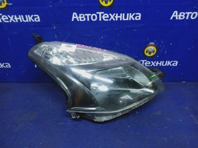 Фара передняя правая Toyota Ractis NCP100  1NZ-FE 2006 