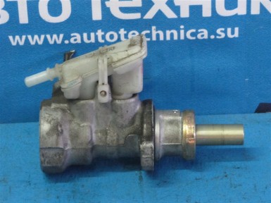 Главный тормозной цилиндр Ford Focus 1 DBW,MK1  FYDA1U 2004 