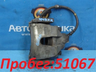Суппорт передний правый Mazda Axela BLEAP  LF-VE 2009 