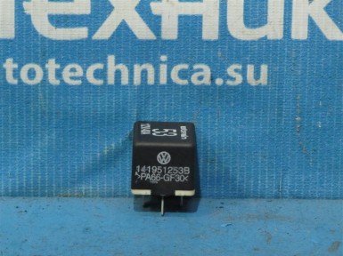 Реле Audi A6 4B2,4B4,C5 (4BBES) BES 2003 