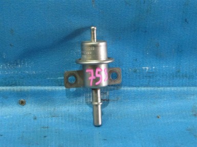 Регулятор давления топлива Ford Focus 1 DBW,MK1  FYDA2T 2002 