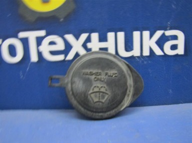 Крышка бачка омывателя Toyota Sprinter AE100  5AFE 1995 