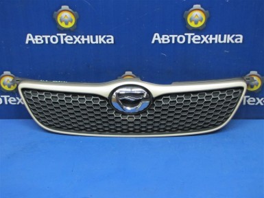 Решетка радиатора Toyota Corolla Runx NZE121  1NZ-FE 2001 