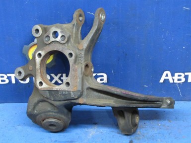 Цапфа задняя левая Toyota Avensis AZT250 1AZ 2006