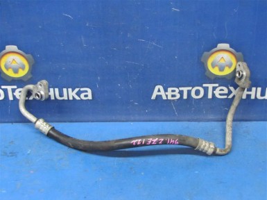 Шланг кондиционера Toyota Corolla Fielder  ZZE122G 1ZZ 2001 