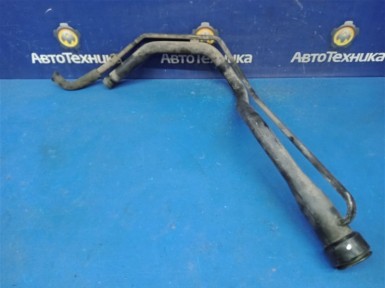 Горловина топливного бака Toyota Kluger V  MCU25W 1MZ-FE 2001 