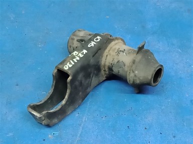 Крепление торсиона правое Toyota Hilux Surf  KZN130W 1KZ-TE 1995 