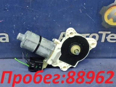 Моторчик стеклоподъемника заднее левое Mercedes-benz  Cls-class W219/C219 M272E35/M272964 2007 