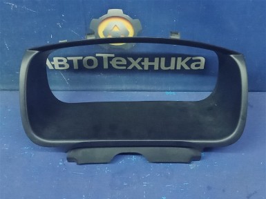 Накладка на центральную консоль Honda Step  Wagon RF3 K20A 2002 