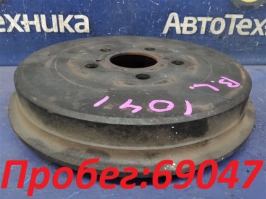 Тормозной барабан задний Toyota Wish ZNE10G  1ZZ-FE 2003 