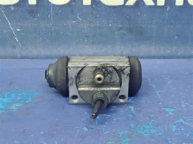 Рабочий тормозной цилиндр задний правый Mazda Demio DY3W ZJ-VE 2005