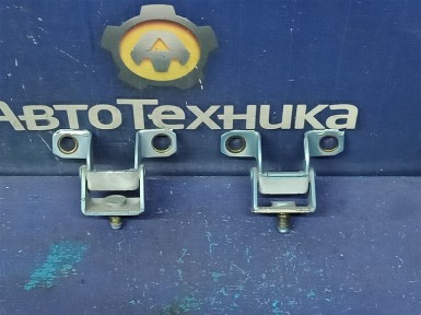 Крепление двери багажника заднее Nissan March  AK12 CR12 2008 