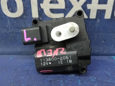 Сервопривод заслонок печки левый Toyota Wish  ZNE10G 1ZZ-FE 2003 