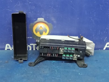 Блок предохранителей Nissan Cefiro A33 VQ20DE  1999 