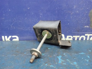 Крепление бампера переднее правое Mercedes-benz  E-class W210072 M119.985/M119E42 1997 