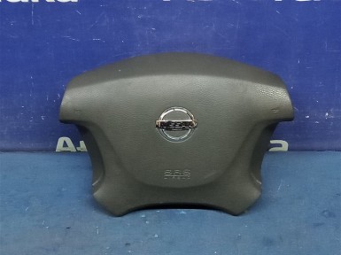 Подушка безопасности водителя Nissan Cefiro  A33 VQ20DE 2001 