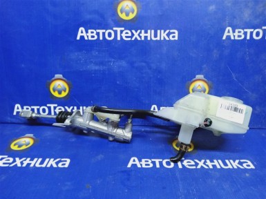 Главный тормозной цилиндр Toyota Prius NHW20  1NZ-FXE 2006 