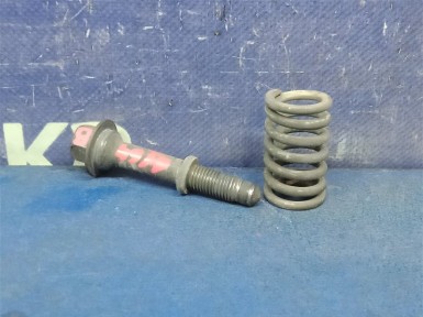 Болт крепления глушителя задний Toyota Corolla  Runx NZE121 1NZ-FE 2002 