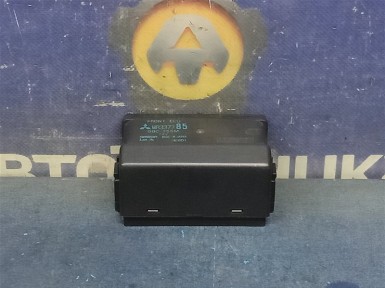 Блок управления Mitsubishi Pajero V75W 6G74  2000 