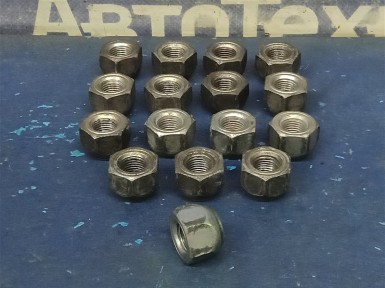 Гайка на колесо Nissan Wingroad WFY11 QG15DE  2003 