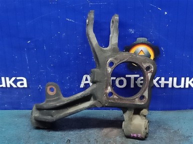 Цапфа задняя правая Toyota Celica ZZT231 2ZZ-GE 2001