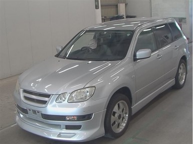Решетка радиатора Mitsubishi Airtrek CU2W  4G63 2001 