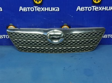 Решетка радиатора Toyota Corolla Runx NZE121  1NZ-FE 2003 