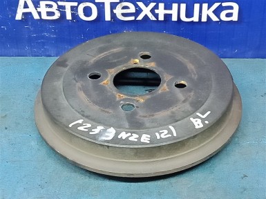 Тормозной барабан задний Toyota Corolla Runx/allex  NZE121 1NZ-FE 2003 