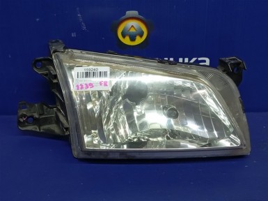 Фара передняя правая Mazda Demio DW5W B5E  2001 