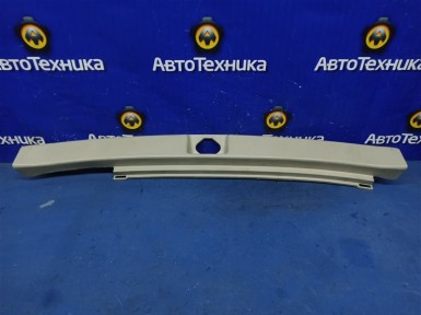 Накладка замка багажника Toyota Vista Ardeo  SV50G 3SFSE 2000 