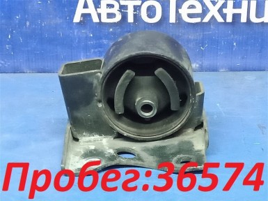 Подушка двигателя левая Nissan Bluebird Sylphy QG10 QG18DE 2001