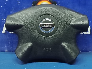Подушка безопасности водителя Nissan X-trail  NT30 QR20DE 2004 