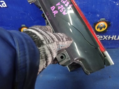 Стоп-сигнал задний правый Mitsubishi Pajero  V75W 6G74 1999 