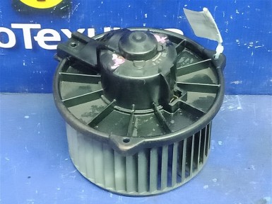 Мотор печки Suzuki Escudo TL52W J20A 2002 