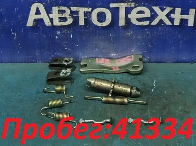 Механизм стояночного тормоза задний правый  Honda Step Wagon RF1 B20B 1998 