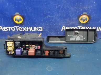 Блок предохранителей Toyota Corona Premio  ST210 3SFSE 1999 