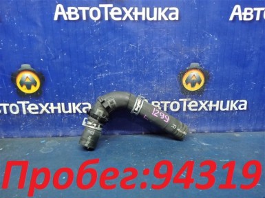 Патрубок системы охлаждения Toyota Avensis  ZRT272W 3ZR-FAE 2011 