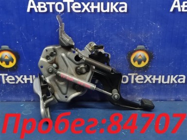 Механизм стояночного тормоза передний Nissan  Gloria MY34 VQ25DD 2001 